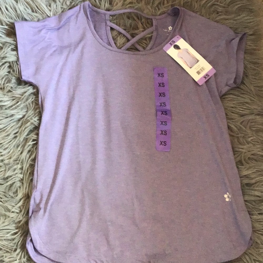 Women’s athletic lavender T-shirt XS NWT